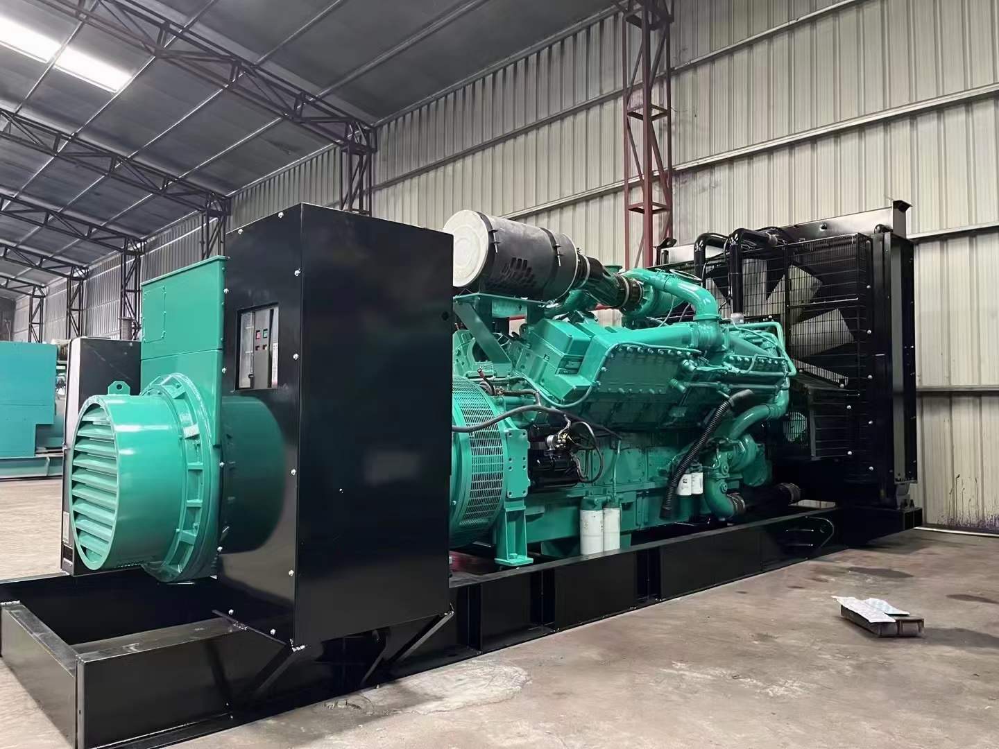 通山如何降低 800kW 柴油发电机输出电流的波动？